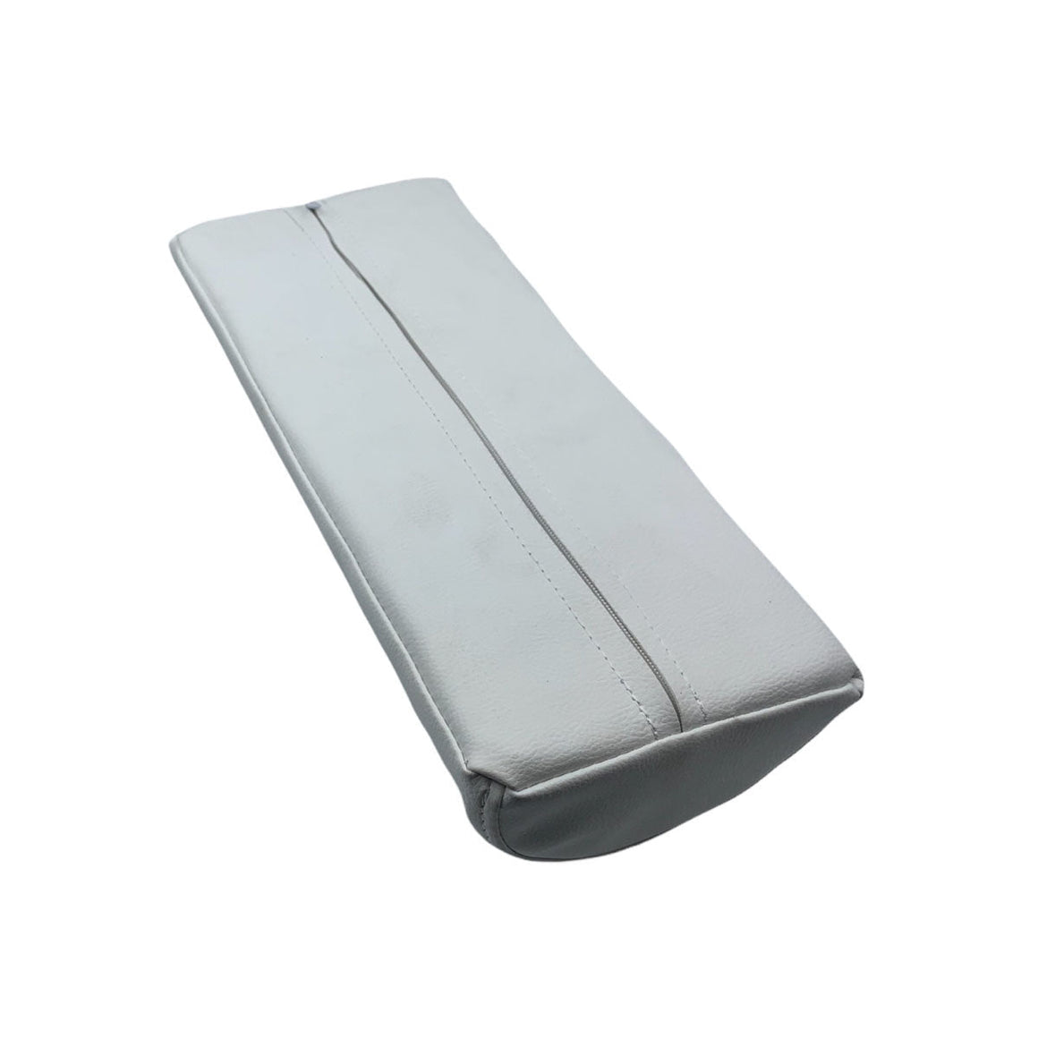 Cuscino in similpelle a mezzaluna Trem - dettaglio