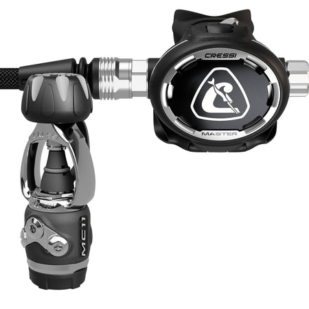 Cressi MC11 SC + Master erogatore con attacco INT (staffa)